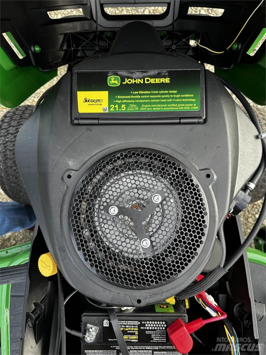 John Deere S240 Tractoare compacte