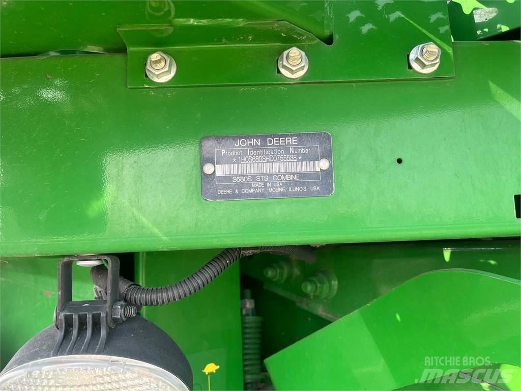 John Deere S680 Combine de secerat