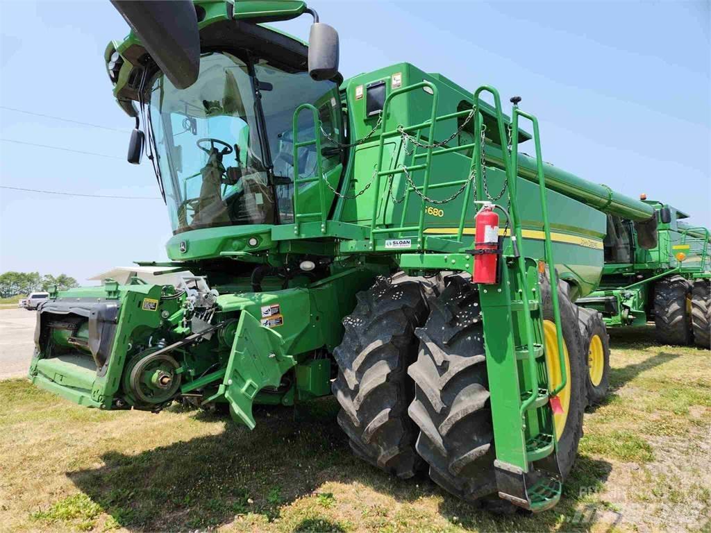 John Deere S680 Combine de secerat