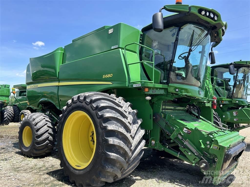 John Deere S680 Combine de secerat