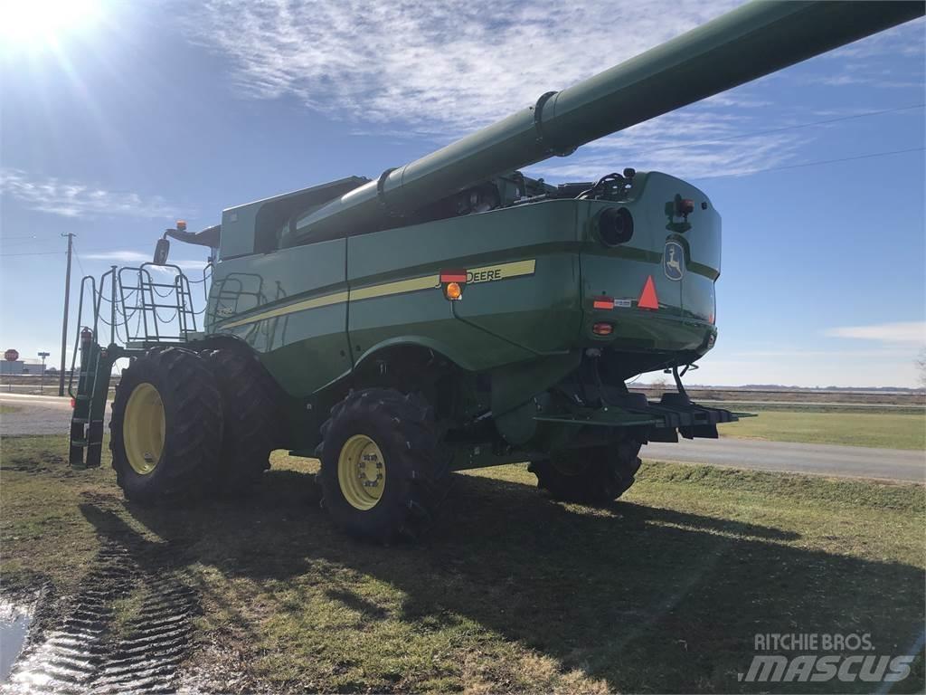 John Deere S780 Combine de secerat