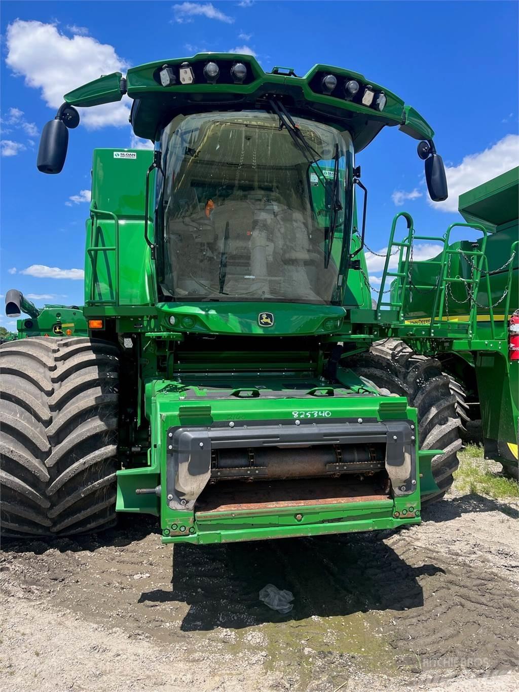 John Deere S790 Combine de secerat