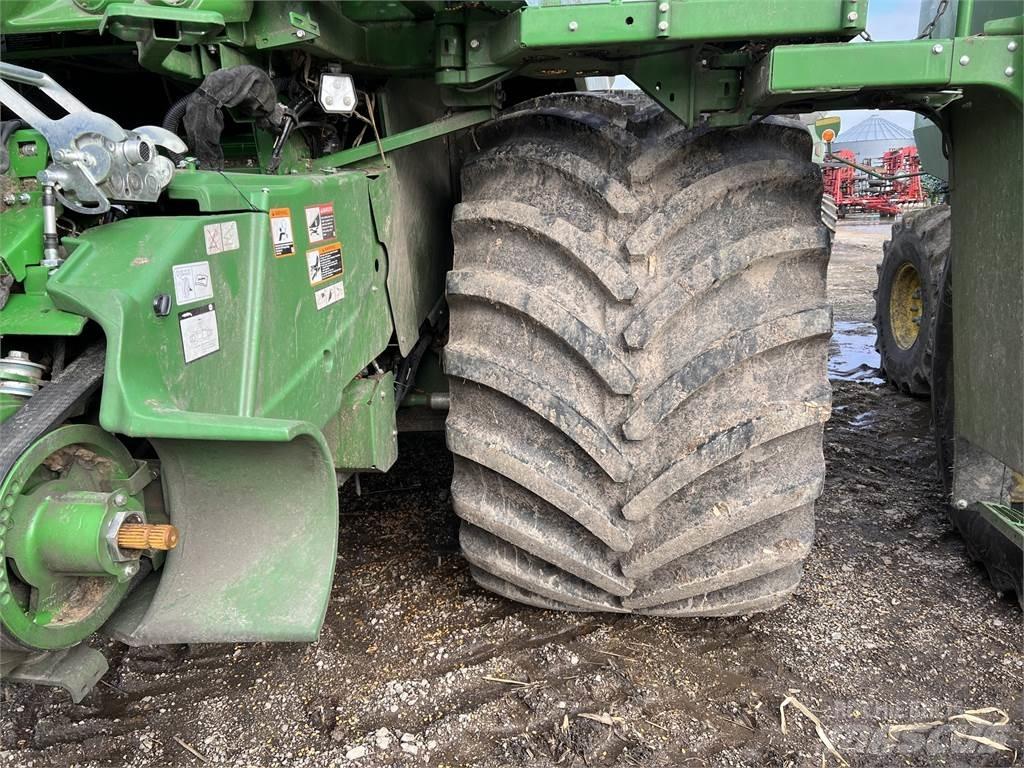 John Deere S790 Combine de secerat