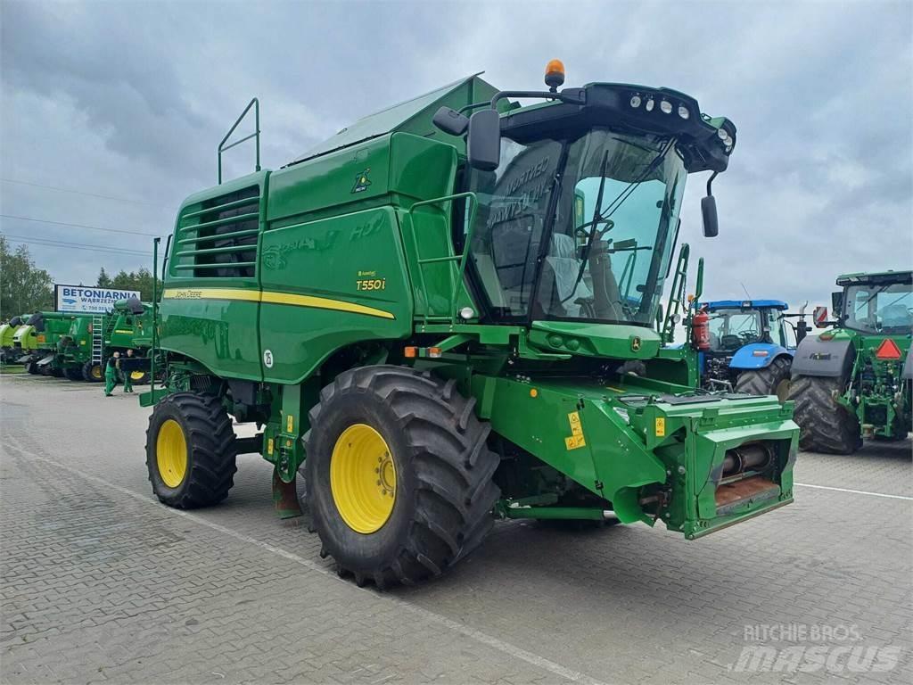 John Deere T550 Combine de secerat