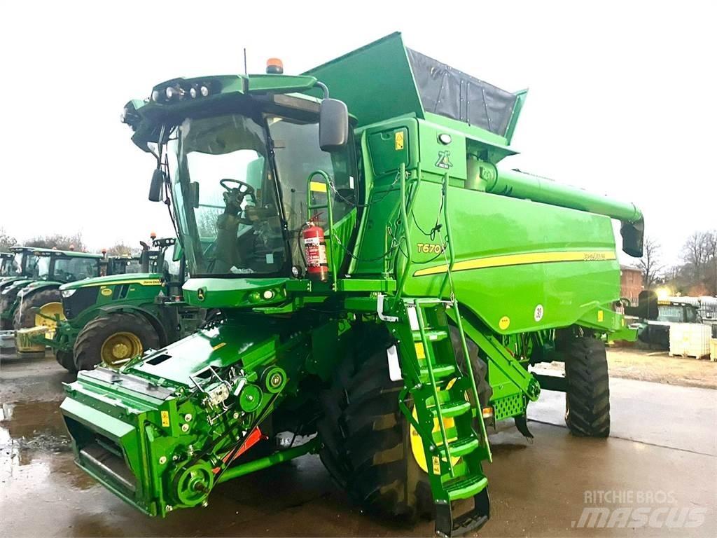 John Deere T670 Combine de secerat