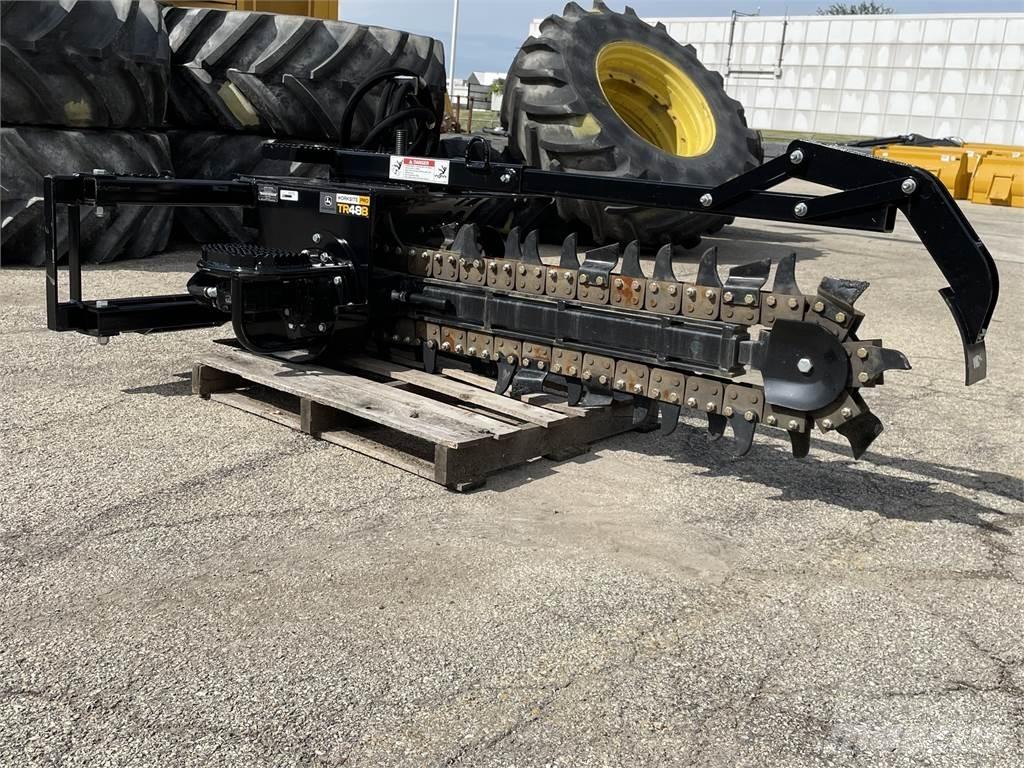 John Deere TR48B Utilaje întreţinere terenuri - Altele