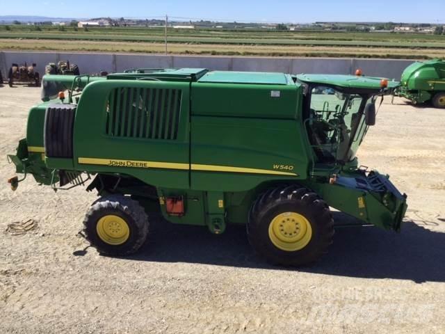 John Deere W540 Combine de secerat