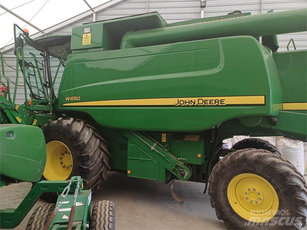 John Deere W650 Combine de secerat