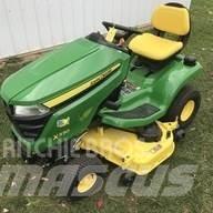 John Deere X330 Tractoare compacte