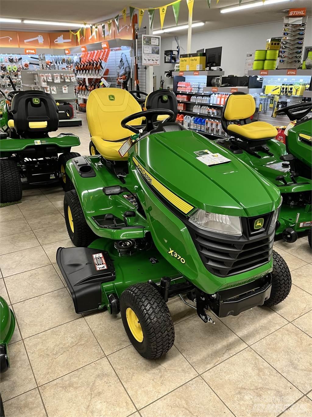 John Deere X370 Tractoare compacte