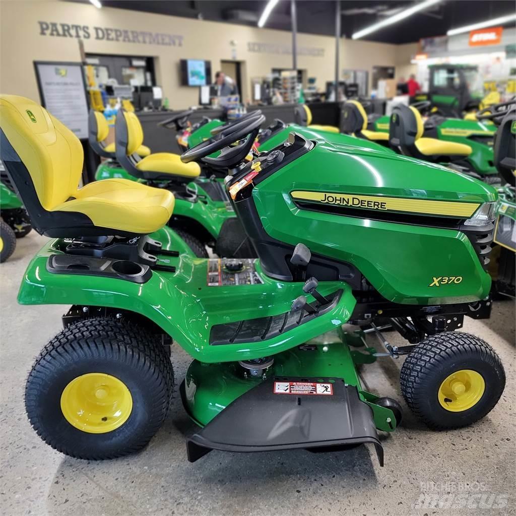 John Deere X370 Tractoare compacte