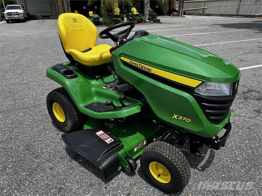 John Deere X370 Tractoare compacte