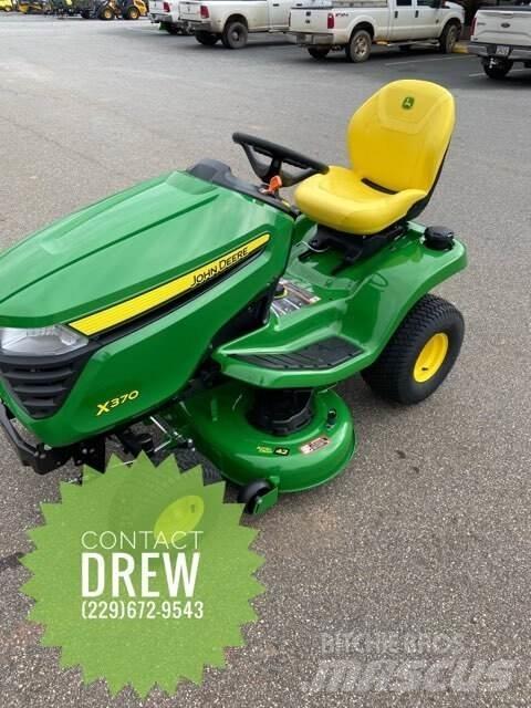 John Deere X370 Tractoare compacte