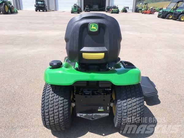 John Deere X380 Tractoare compacte