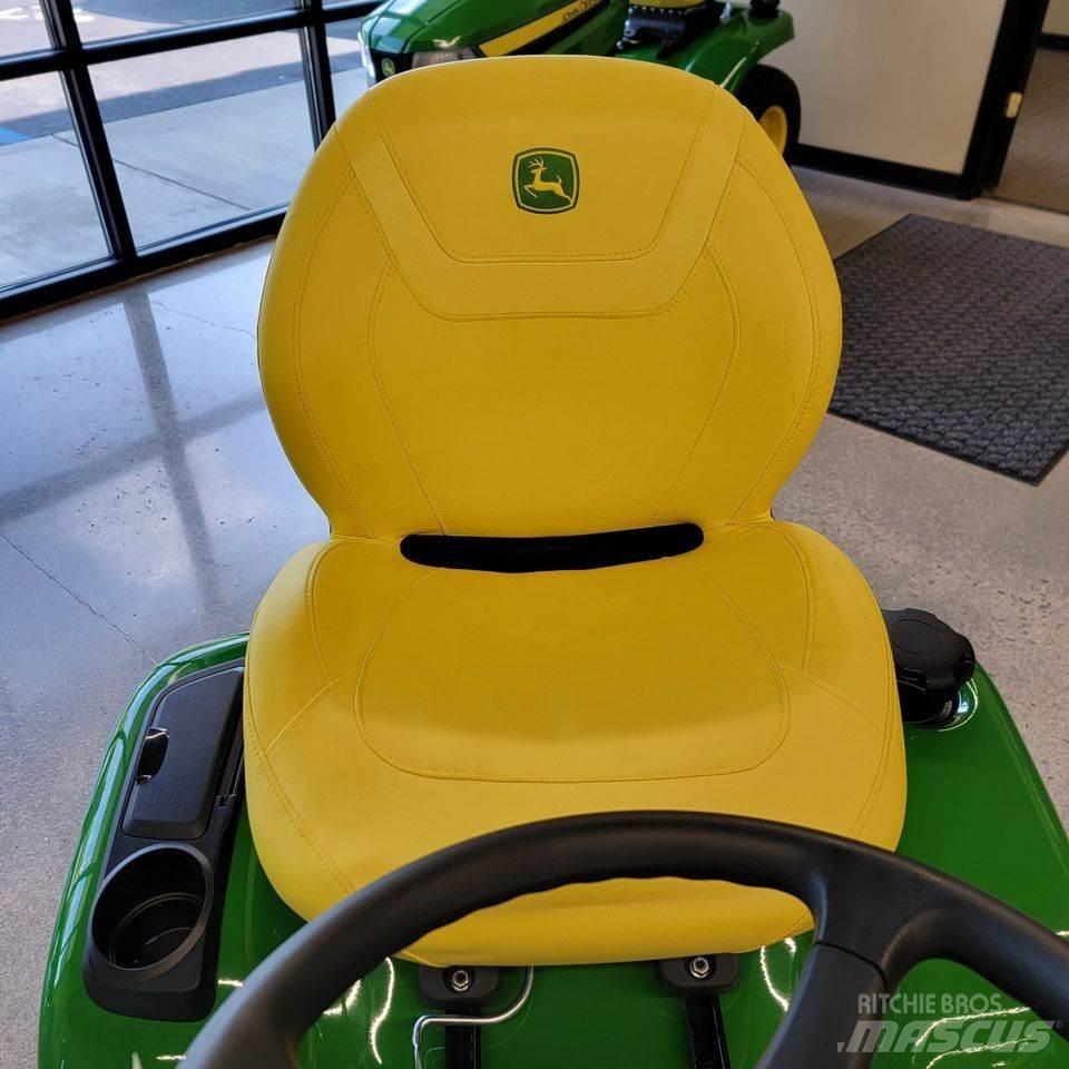 John Deere X380 Tractoare compacte