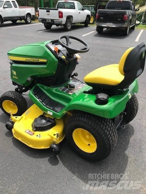 John Deere X380 Tractoare compacte
