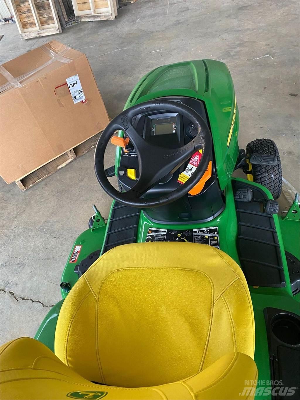 John Deere X380 Tractoare compacte