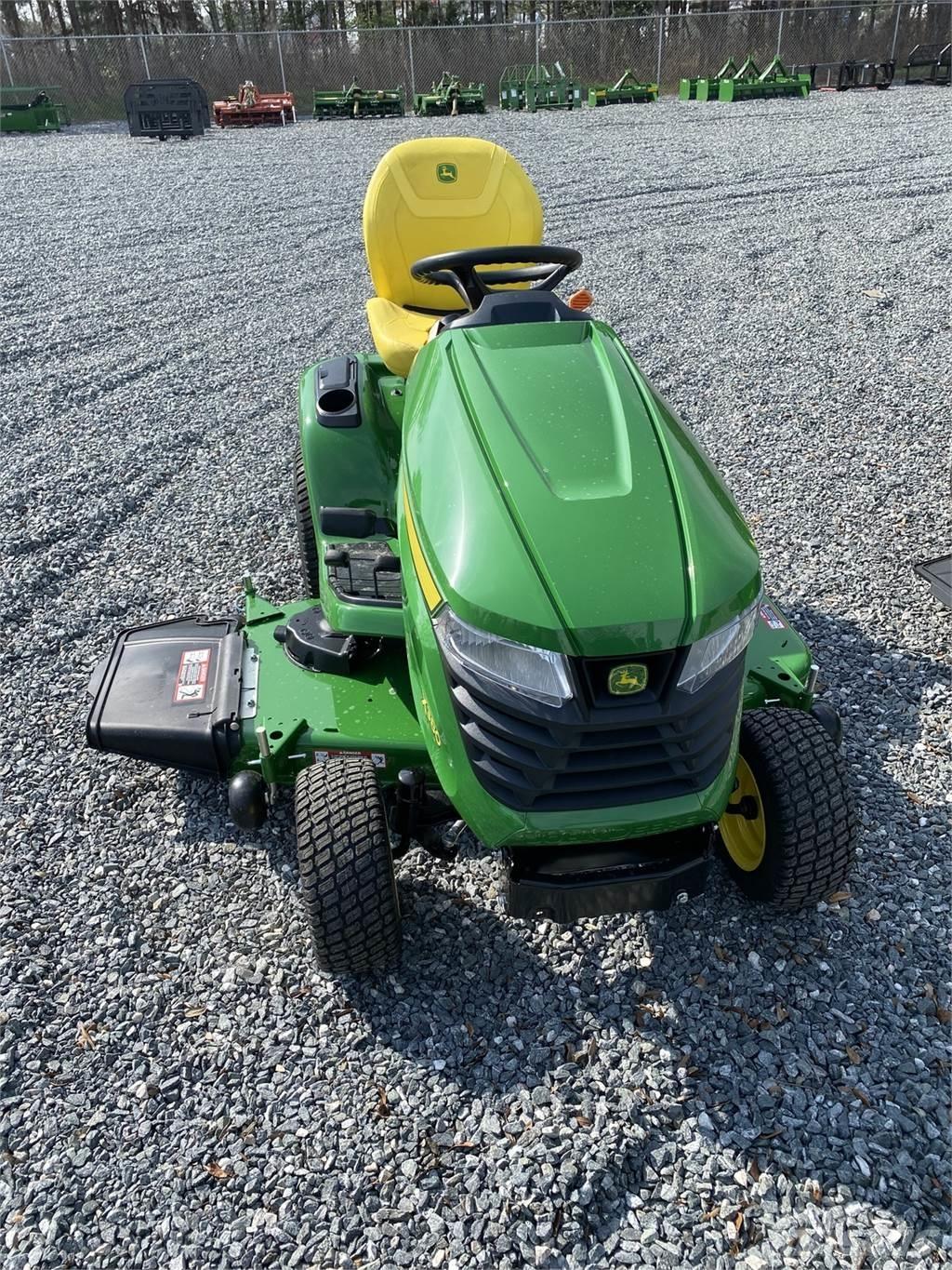 John Deere X380 Tractoare compacte