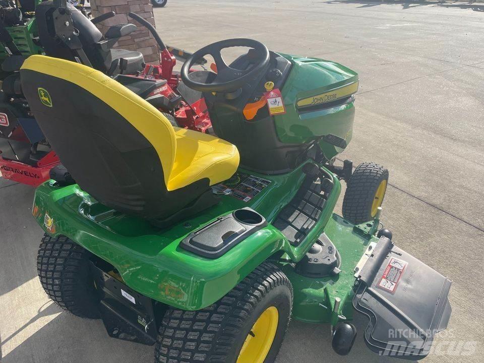 John Deere X380 Tractoare compacte