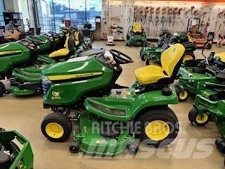 John Deere X390 Tractoare compacte