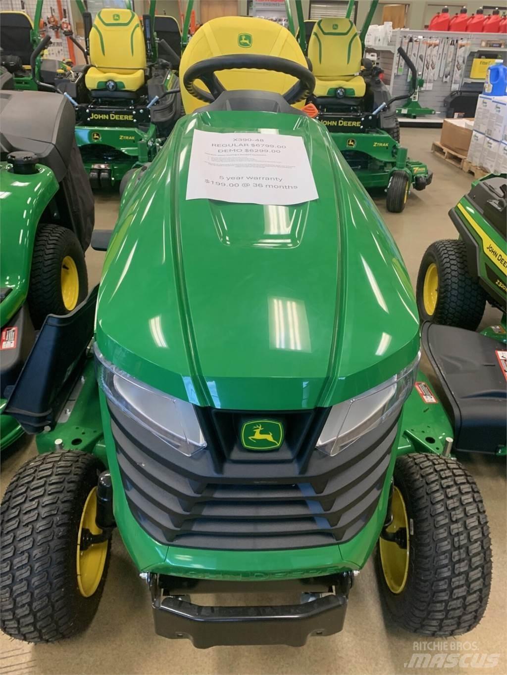 John Deere X390 Tractoare compacte