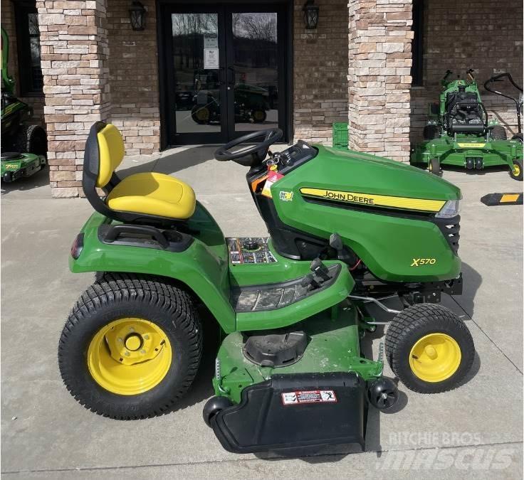 John Deere X570 Tractoare compacte