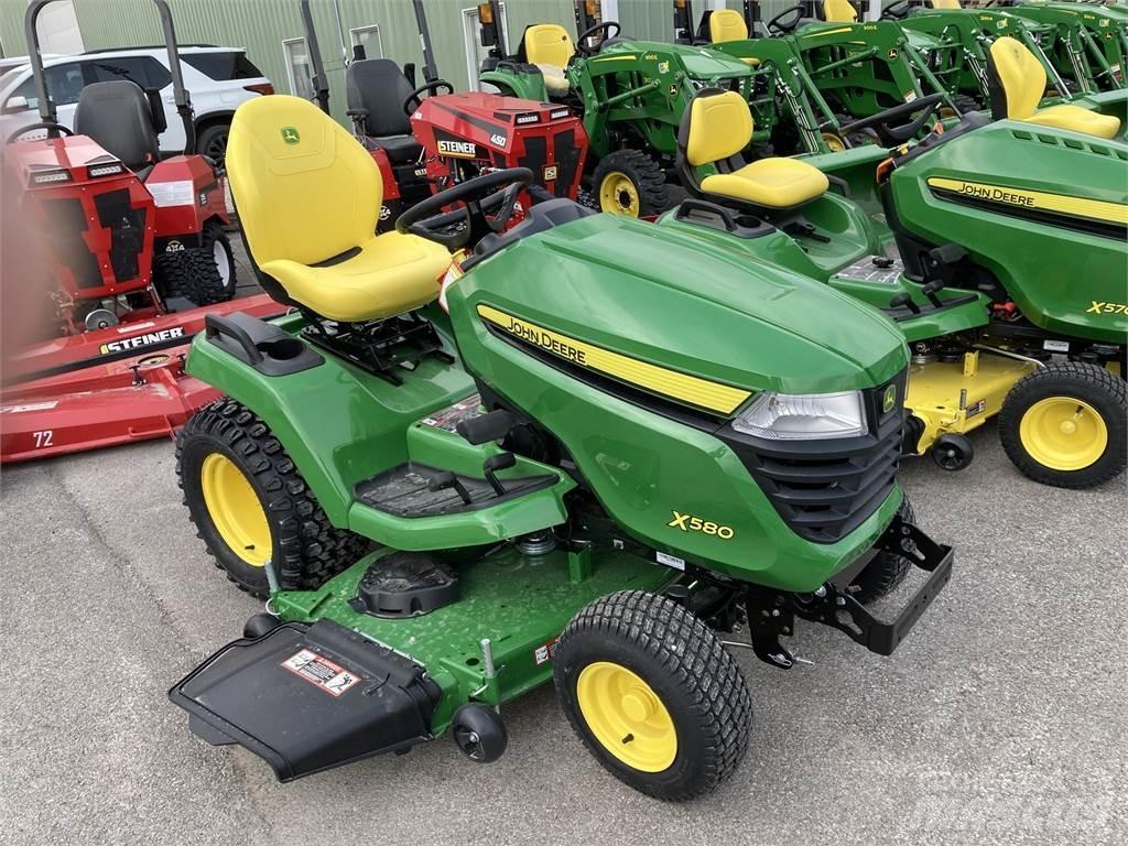 John Deere X580 Tractoare compacte