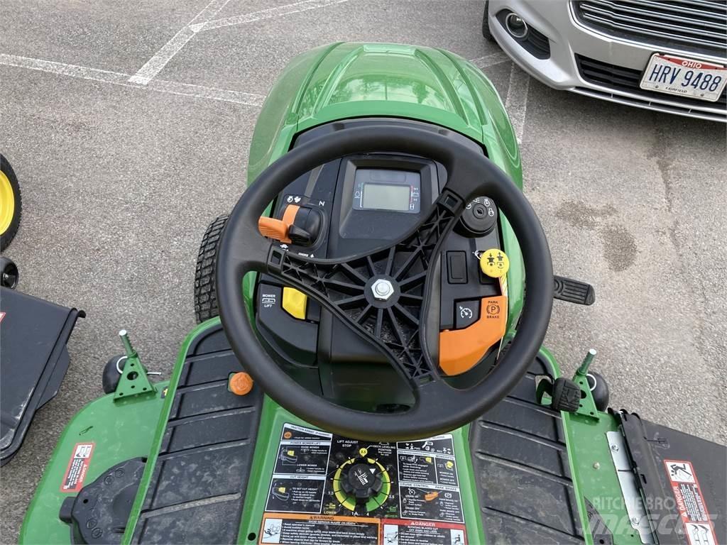 John Deere X580 Tractoare compacte