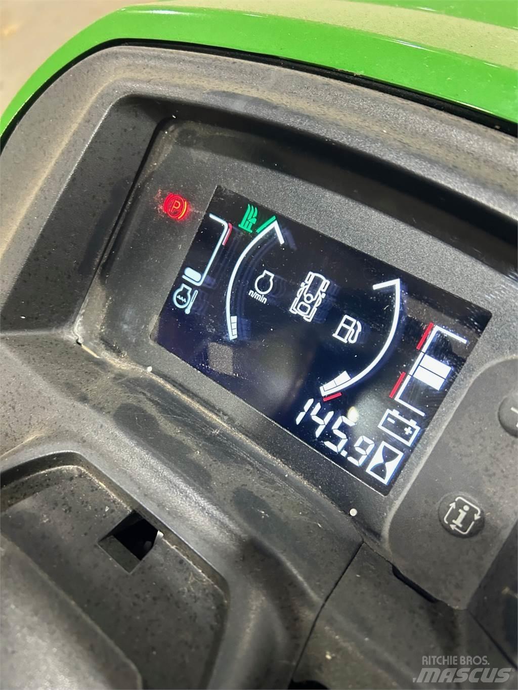 John Deere X730 Tractoare compacte