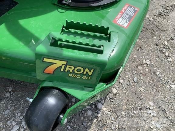 John Deere Z930M Zero turn mowers