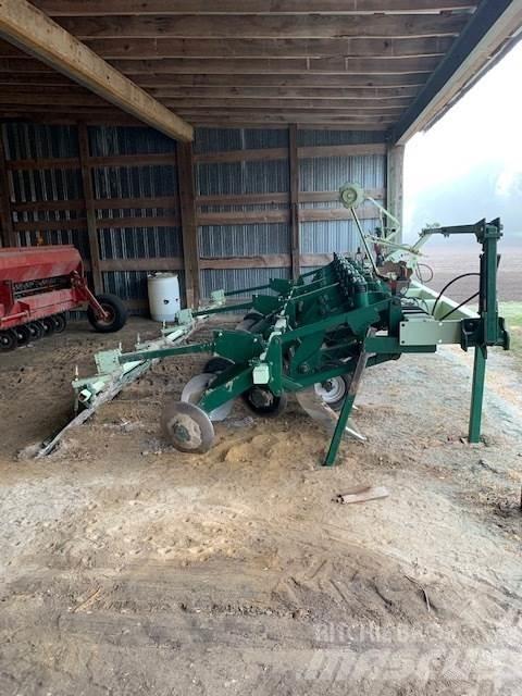 KMC 6800 Alte masini si accesorii de cultivat