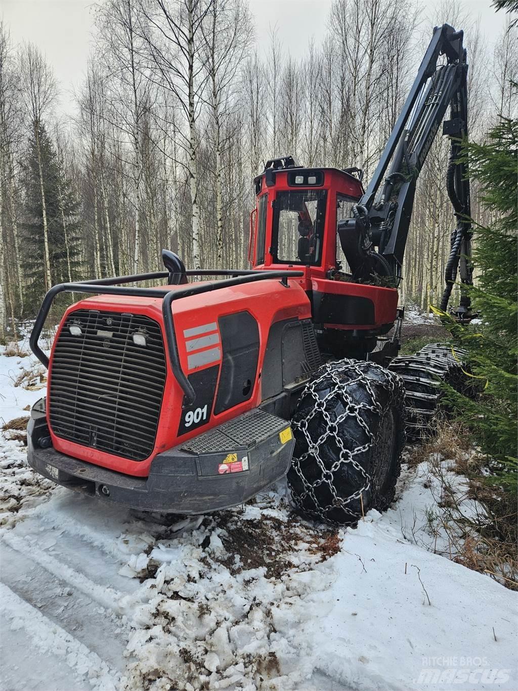 Komatsu 901 Combine forestiere