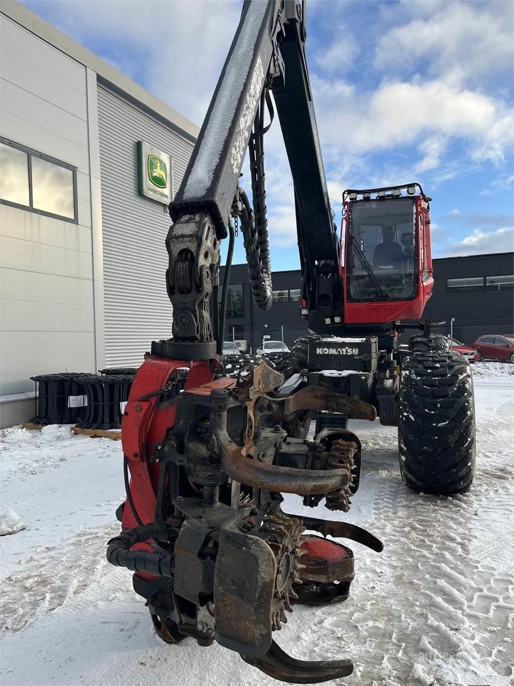 Komatsu 951 Combine forestiere