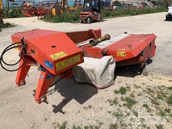 Kuhn FC 243 Cositoare de iarba cu umidificator
