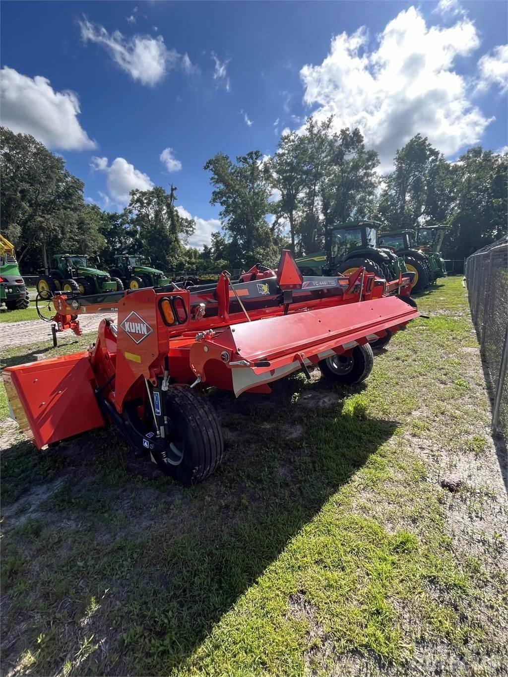 Kuhn FC4461TCD Cositoare de iarba cu umidificator