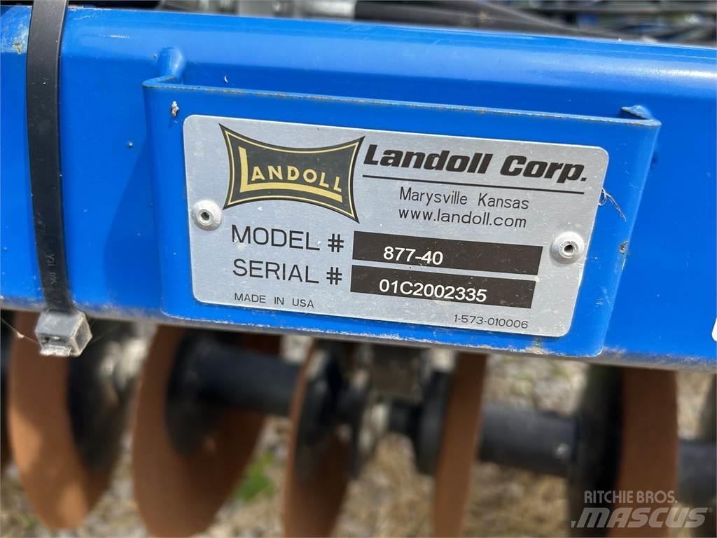 Landoll 877-40 Alte masini si accesorii de cultivat