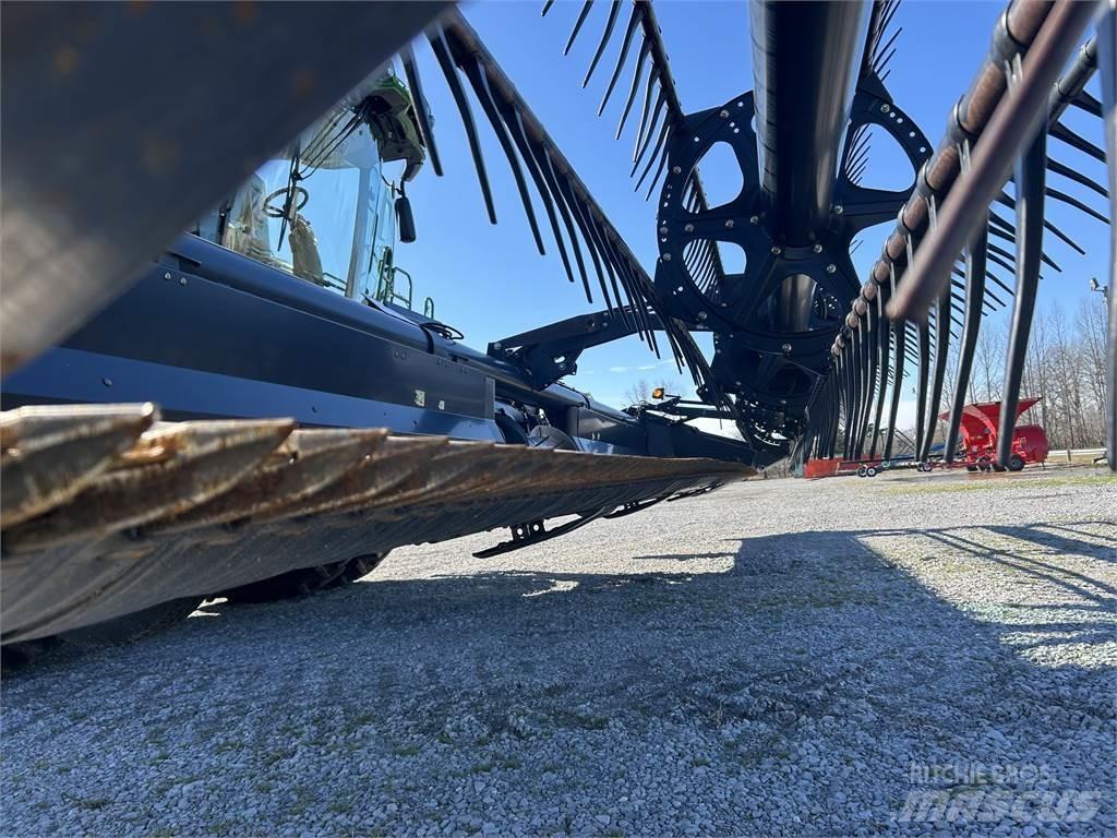 MacDon FD75 Accesorii combine agricole