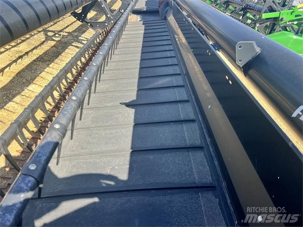 MacDon FD75 Accesorii combine agricole