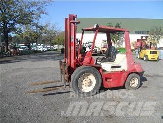 Manitou MCE25H Strivuitoare-altele