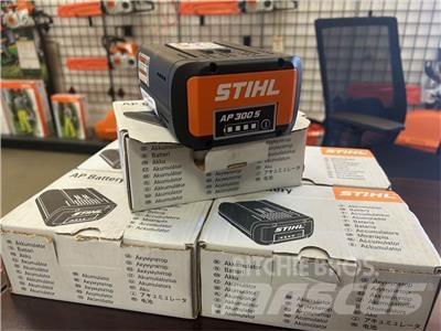 Stihl AP300S Masinute Golf