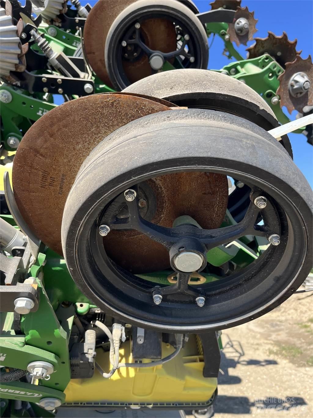 TCM 12R38 Masini de plantat