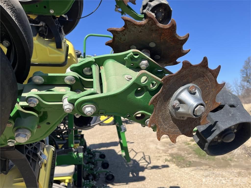 TCM 12R38 Masini de plantat