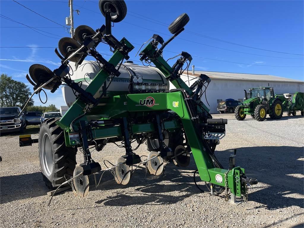 UNVERFERTH 1000 Tractoare agricole sprayers
