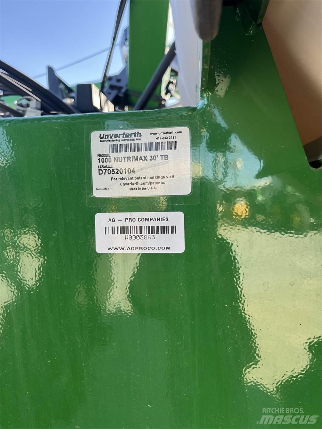 UNVERFERTH 1000 Tractoare agricole sprayers