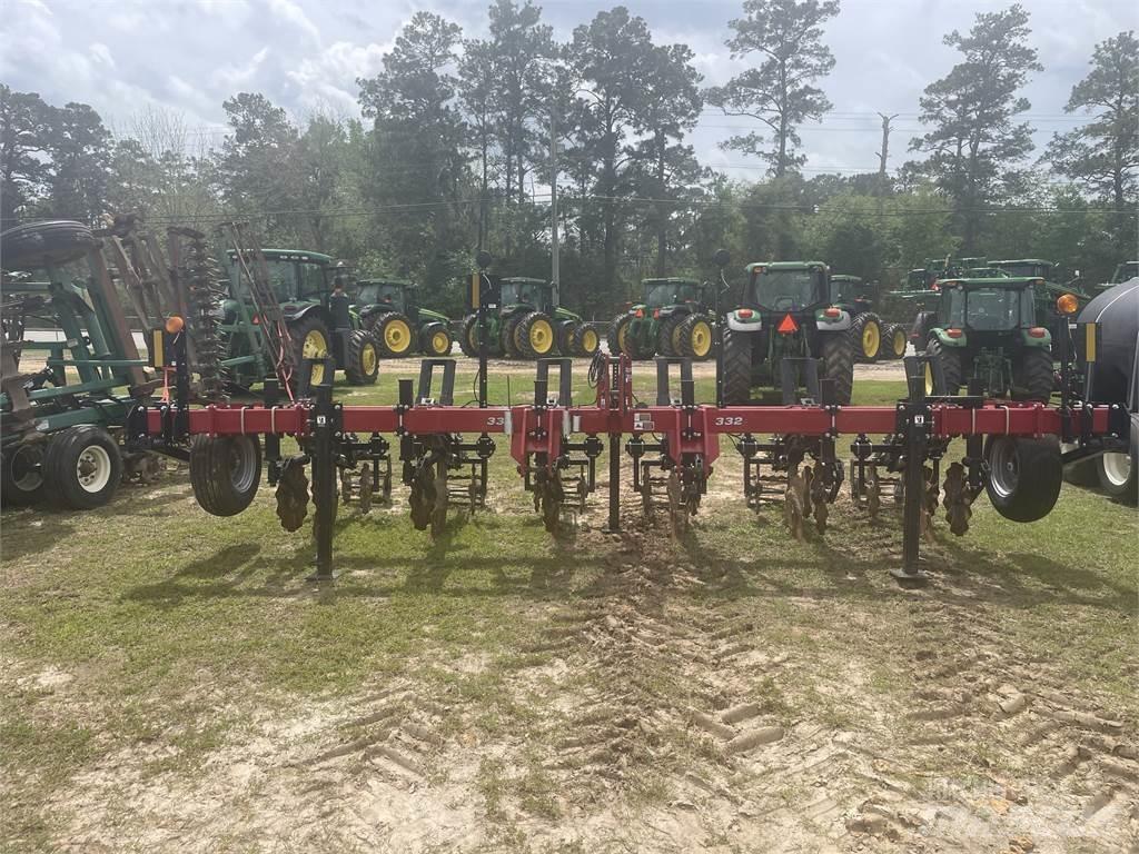 UNVERFERTH 332 Alte masini si accesorii de cultivat