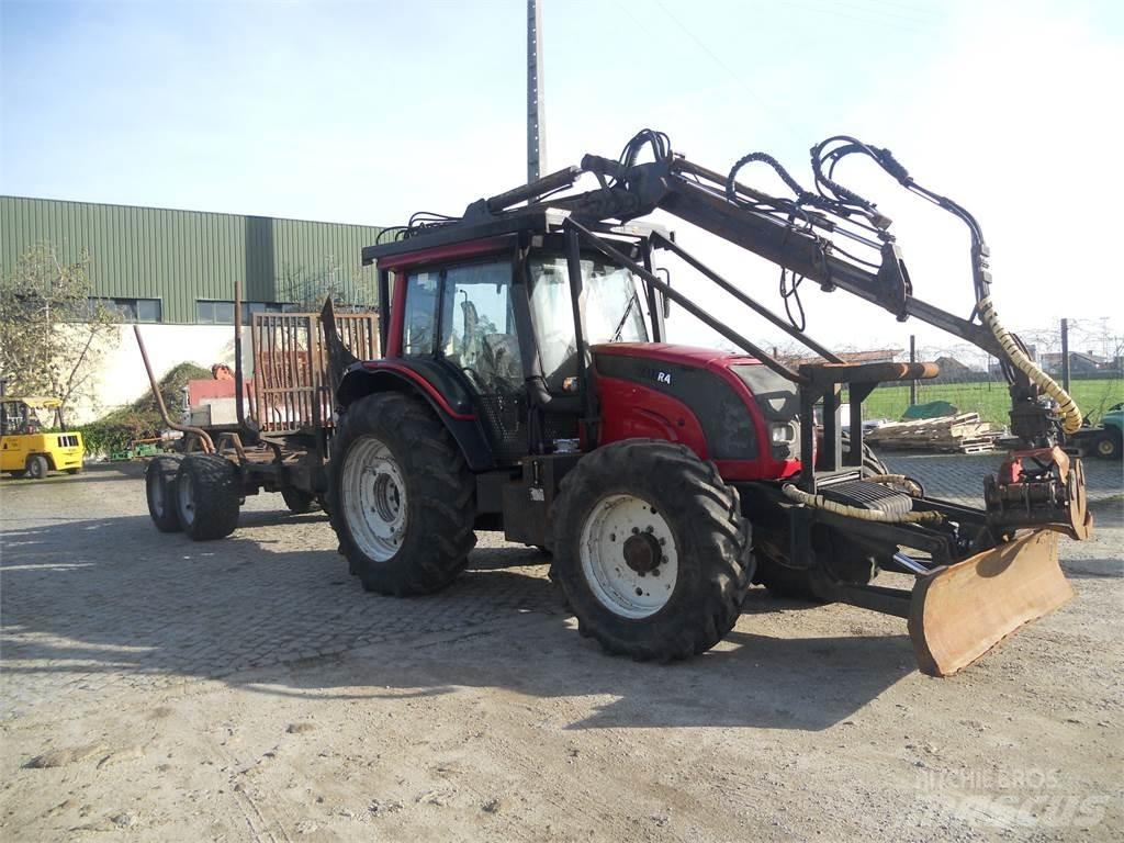 Valtra N121 Macarale si încarcatoare