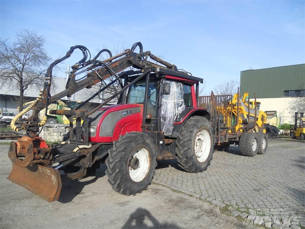 Valtra N121 Macarale si încarcatoare