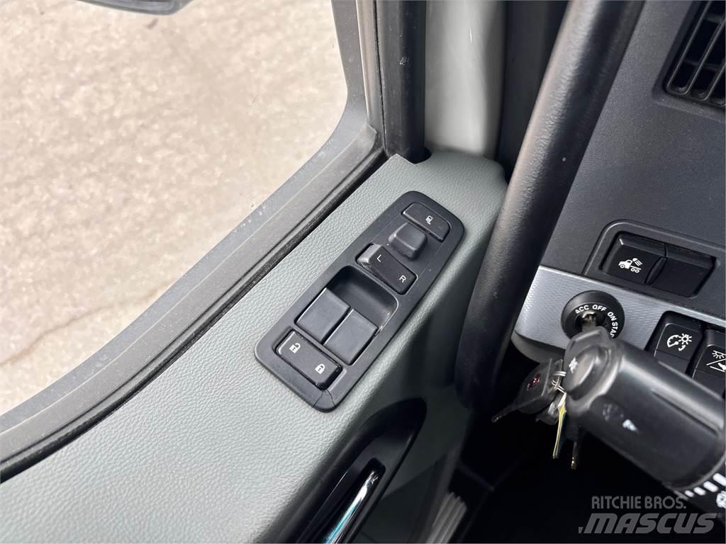 Kenworth T680 Autotractoare