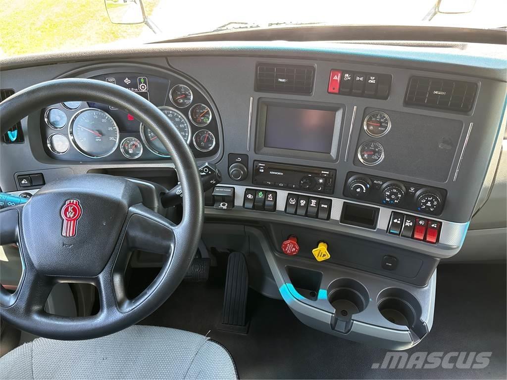 Kenworth T680 Autotractoare