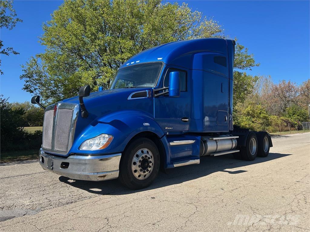 Kenworth T680 Altele